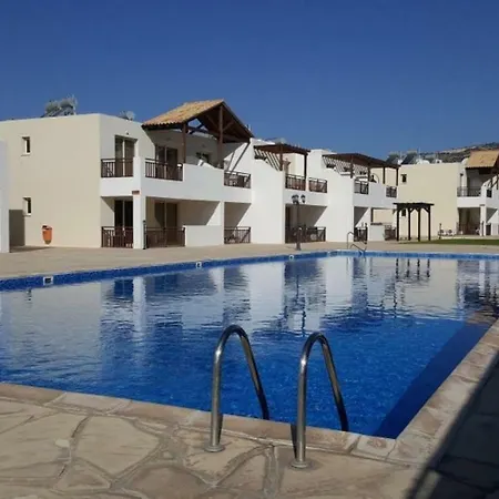 Vanessa 2 Bedroom Apartment *