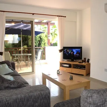 Vanessa 2 Bedroom Апартаменти